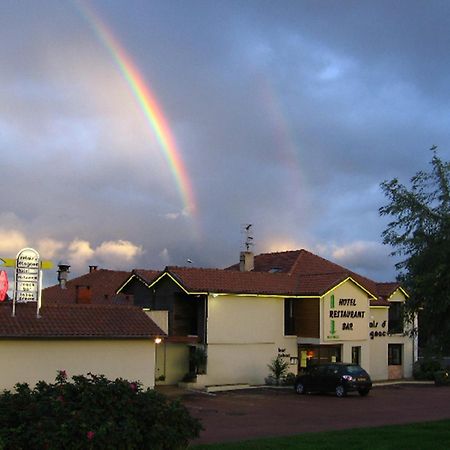 Отель Le Relais D'Etagnac Экстерьер фото